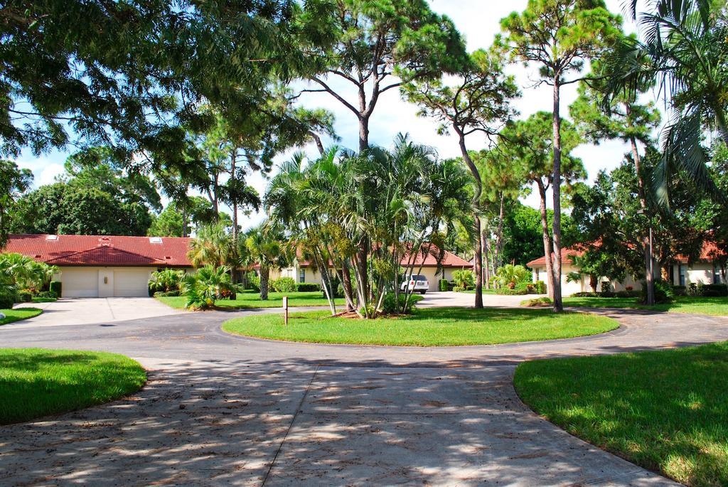 Lux Villas On Beautiful Palmer Ranch Vamo Exterior photo